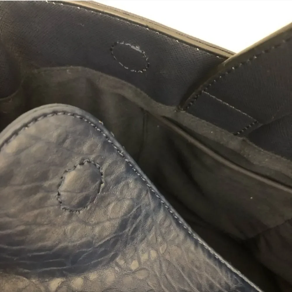 NWOT French Connection Spacious Blue Crossbody Bag Five Pockets